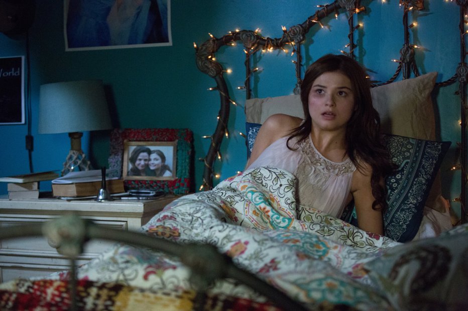 Insidious-3-2015-Leigh-Whannell-28.jpg