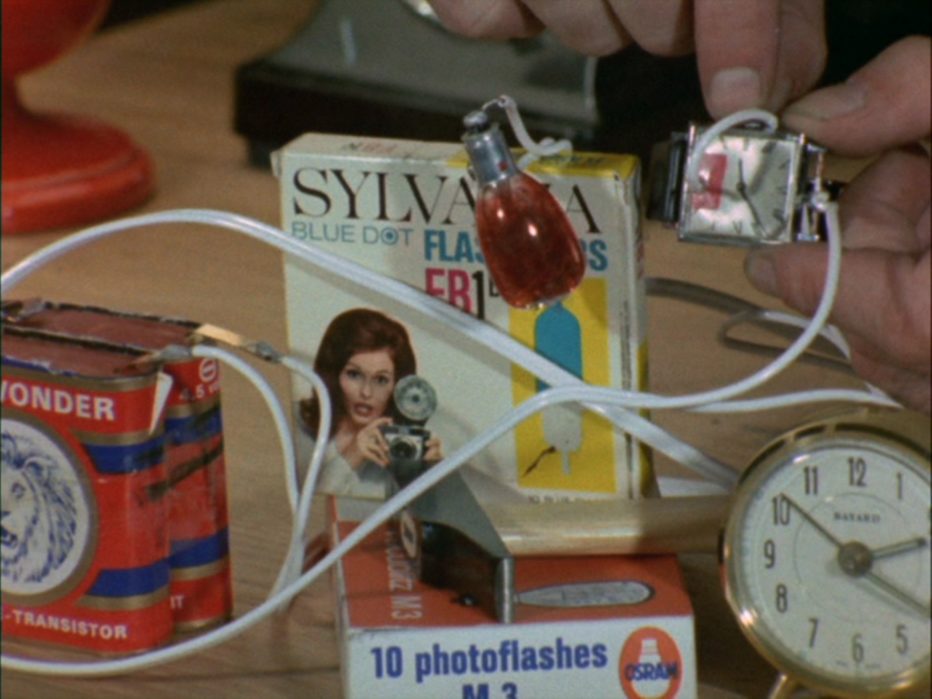 vento-dellest-1970-jean-luc-godard-012.jpg