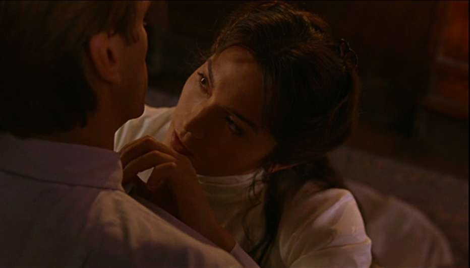 m-butterfly-1993-david-conenberg-09.jpg