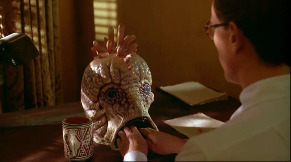 Il-pasto-nudo-1991-David-Cronenberg-003.jpg