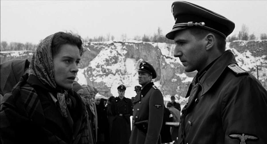 schindlers-list-1993-steven-spielberg-recensione-12.jpg