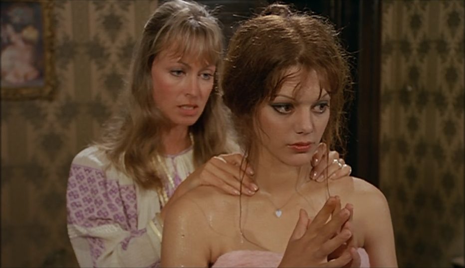 I-corpi-presentano-tracce-di-violenza-carnale-1973-sergio-martino-02.jpg