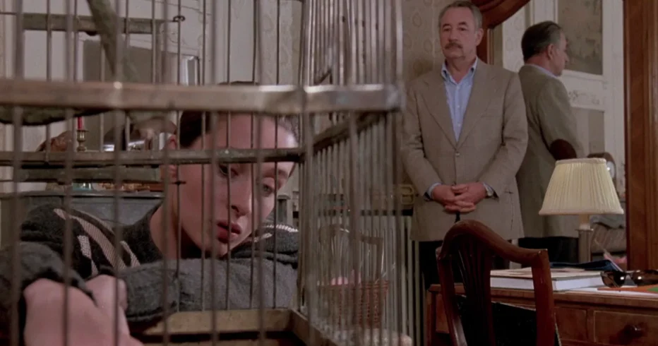 volto-segreto-masques-1987-claude-chabrol-01.webp