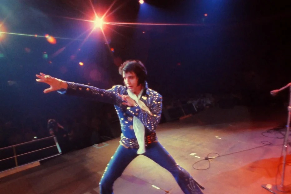 epic-elvis-presley-in-concert-2025-baz-luhrmann-01.webp